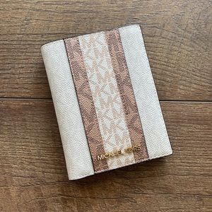 Michael Kors Passport Travel Wallet